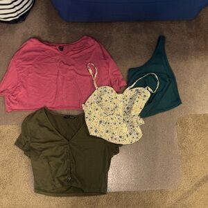 bundle of shein crop tops in great condition. sizes xs and 1 medium